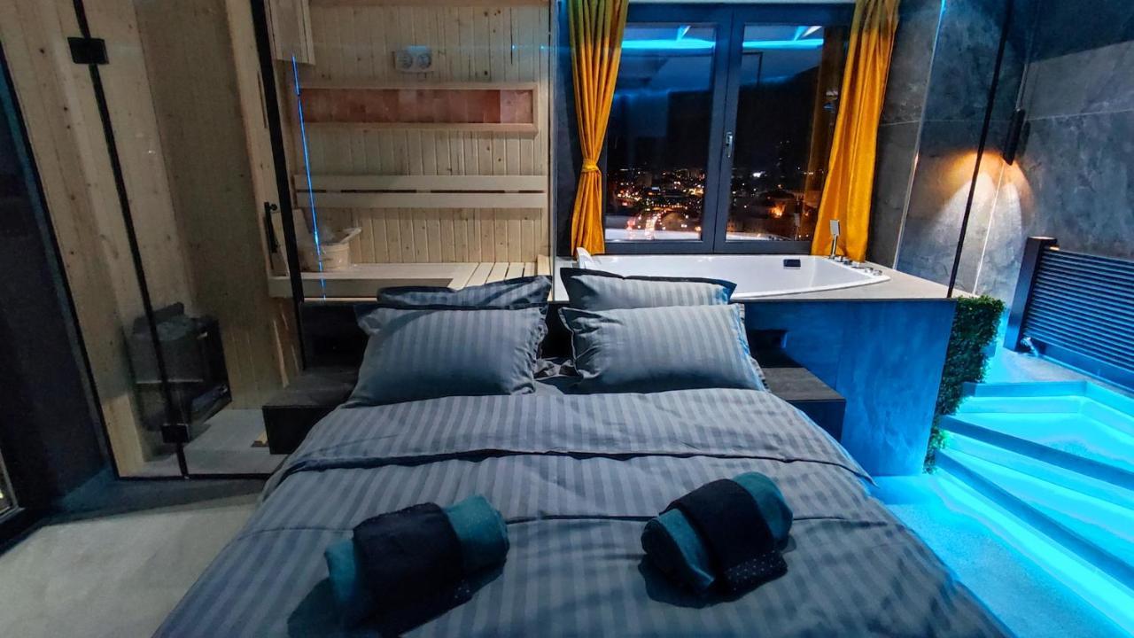 Pentlux - Spa Penthouse In The Heart Of 스코페 외부 사진