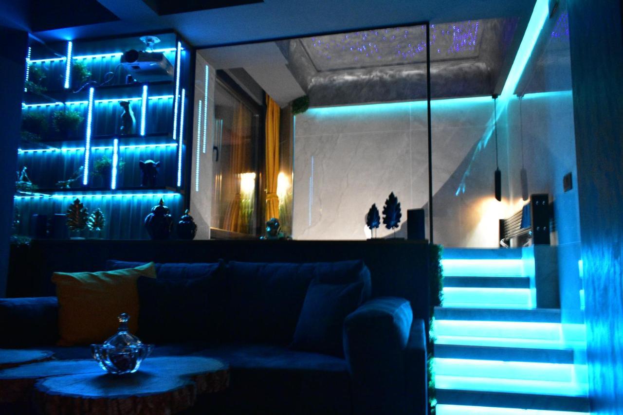 Pentlux - Spa Penthouse In The Heart Of 스코페 외부 사진