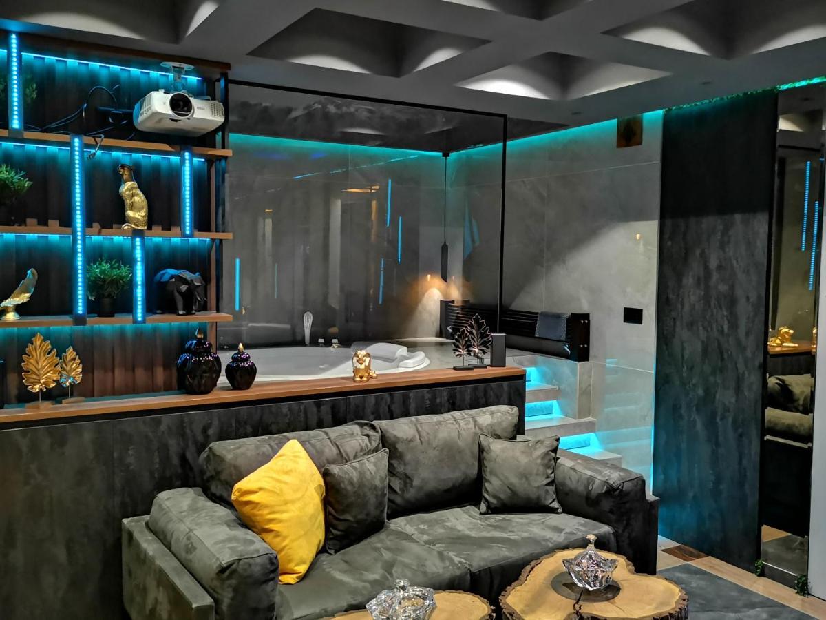 Pentlux - Spa Penthouse In The Heart Of 스코페 외부 사진
