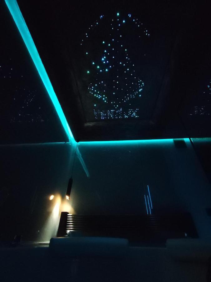 Pentlux - Spa Penthouse In The Heart Of 스코페 외부 사진