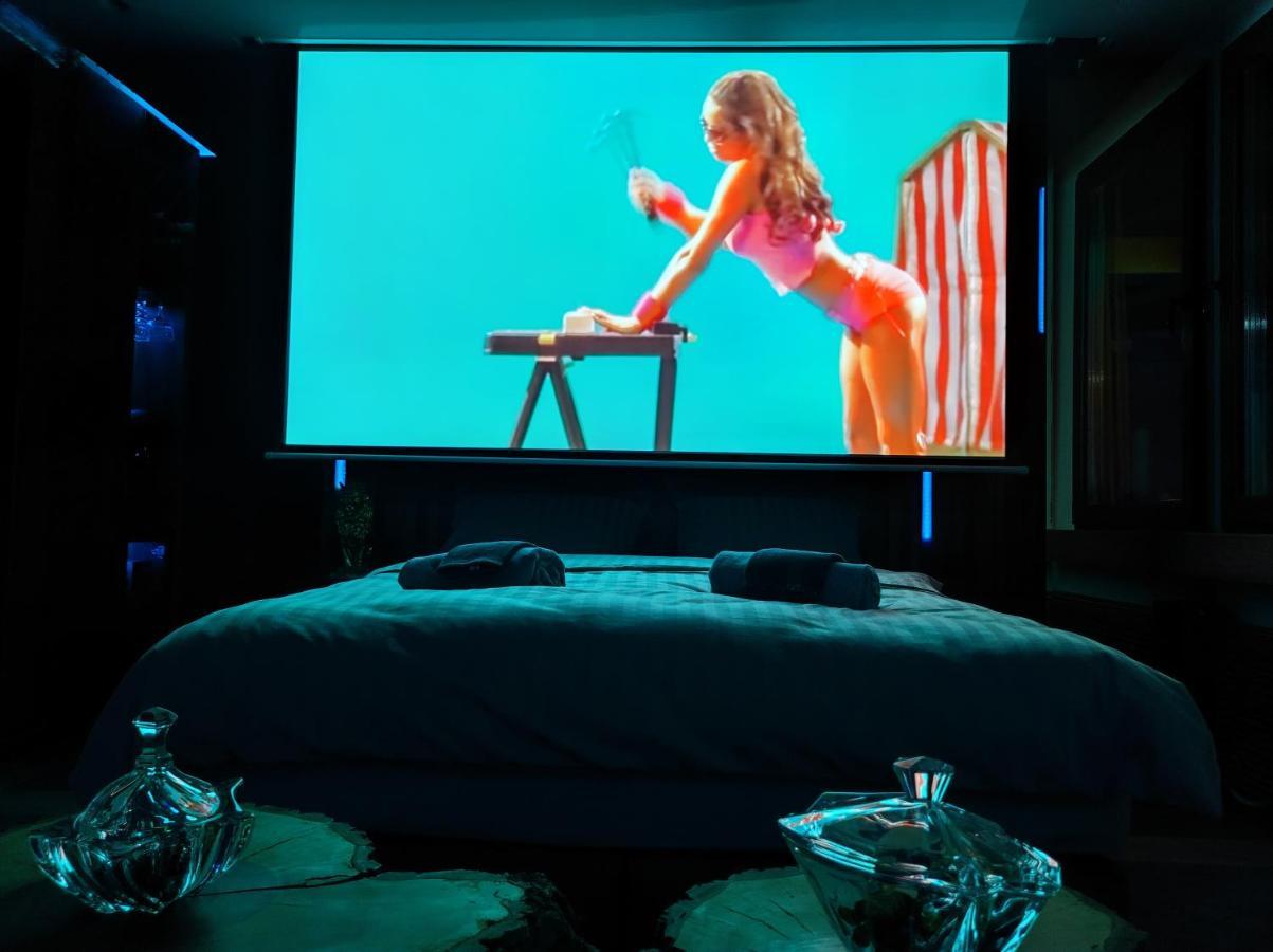 Pentlux - Spa Penthouse In The Heart Of 스코페 외부 사진